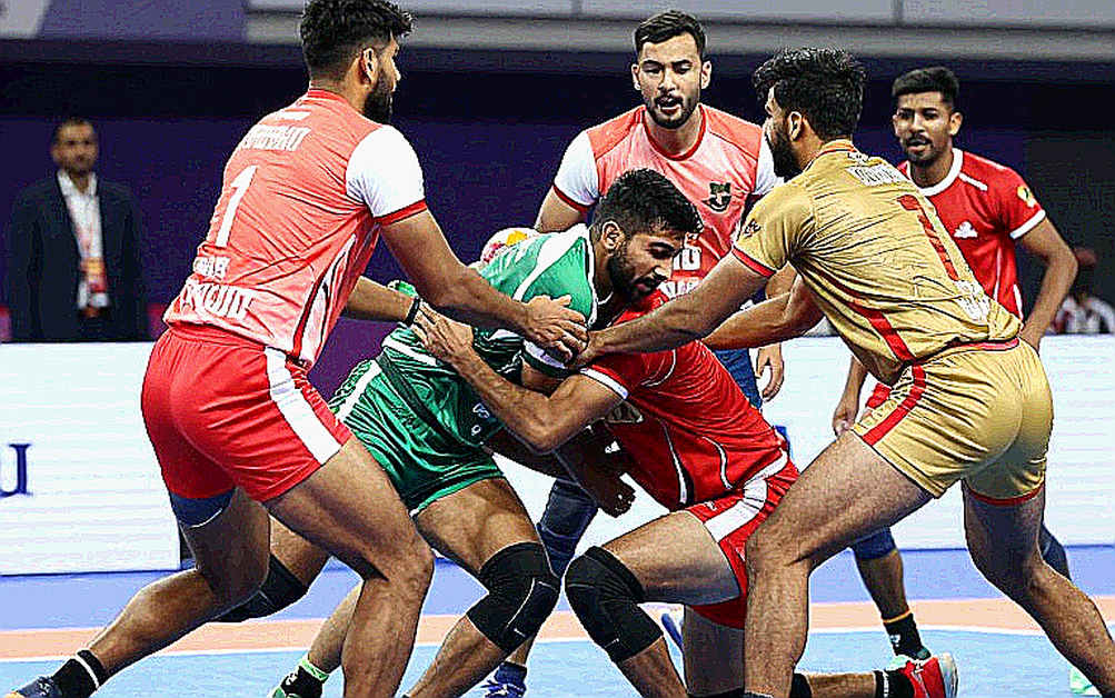৩৭-৩৪: যে ফাইনাল এখনো খেলা হয়নি, অথচ তার স্কোরকার্ড আমার ইনবক্সে