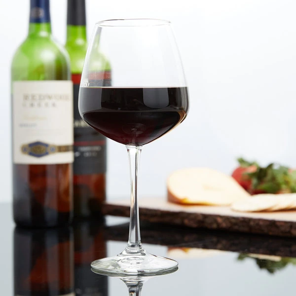 Libbey 7515 Vina 18.25 Oz. Customizable Diamond Balloon Wine Glass - 12/Case