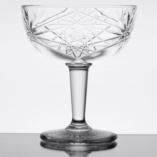 Libbey 929799 Hobstar 8.5 Oz. Coupe Cocktail Glass - 12/Case - Image 2