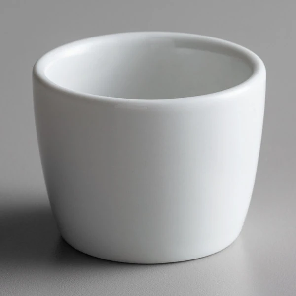 Tuxton BPF-015A 1.5 Oz. Porcelain White Chinese/ Asian China Sake Cup - 48/Case - Image 2