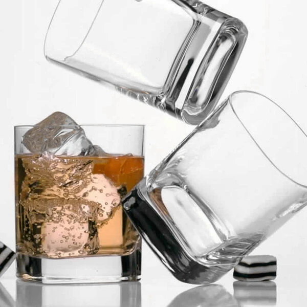 Luigi Bormioli 09830/02 Strauss 9.75 Oz. Rocks / Old Fashioned Glass - 24/Case - Image 2