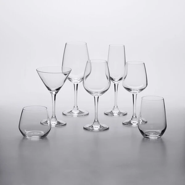 Acopa Radiance 7.25 Oz. Martini Glass - 12/Case - Image 4