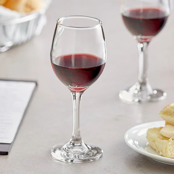 Acopa 8.5 Oz. All-Purpose Wine Glass - 12/Case